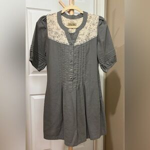 Teng Yu Cream and Gray